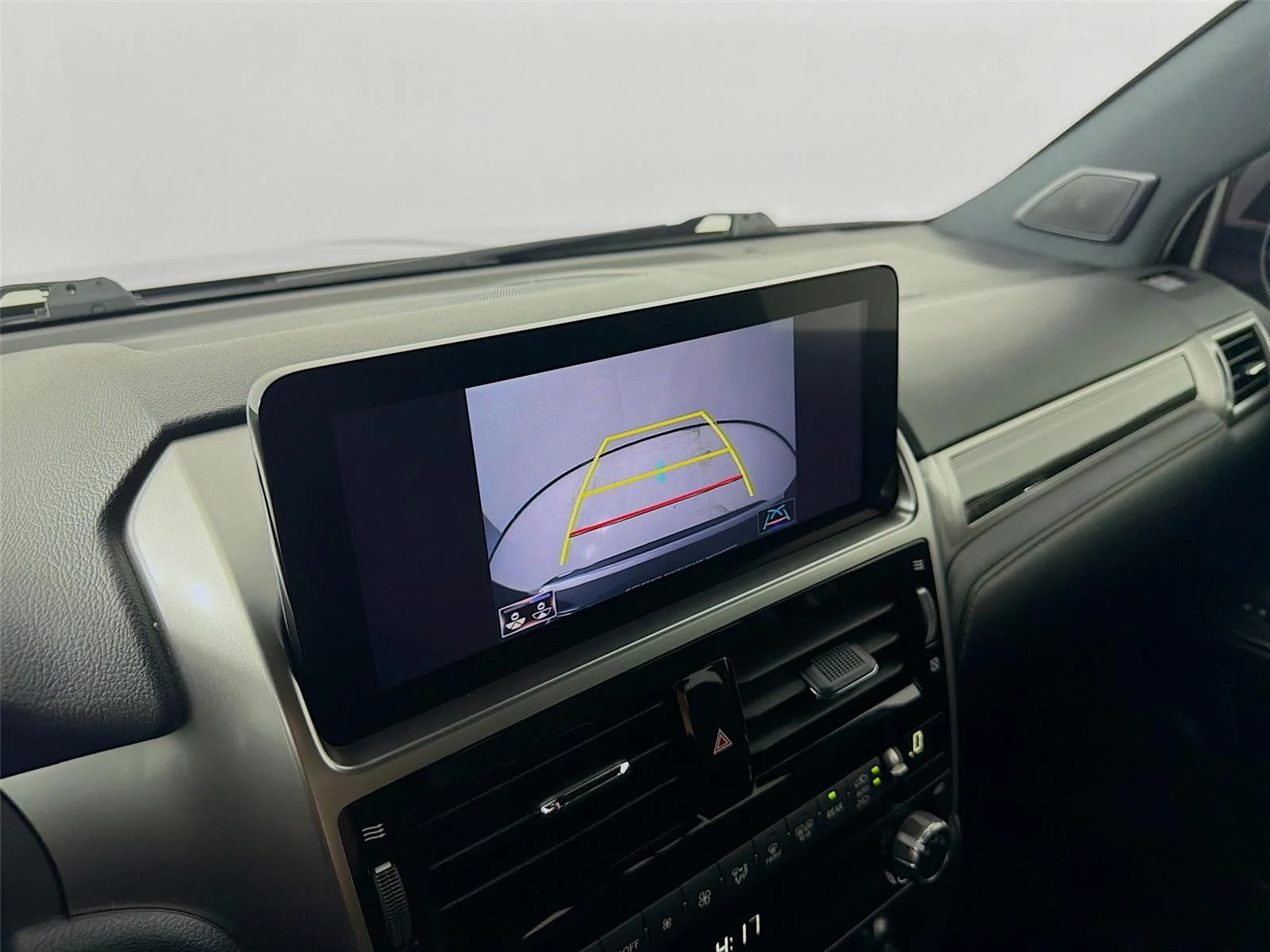 Used 2022  LEXUS PREM image 17