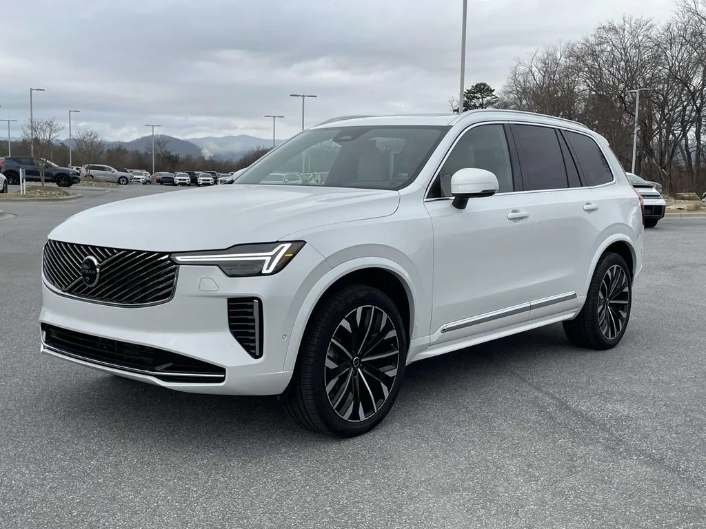 2026 Volvo XC90 Plus - Photo 20