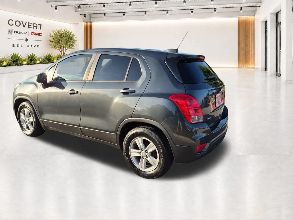 Used 2020 NIGHTFALL GRAY METALLIC Chevrolet LS image 9