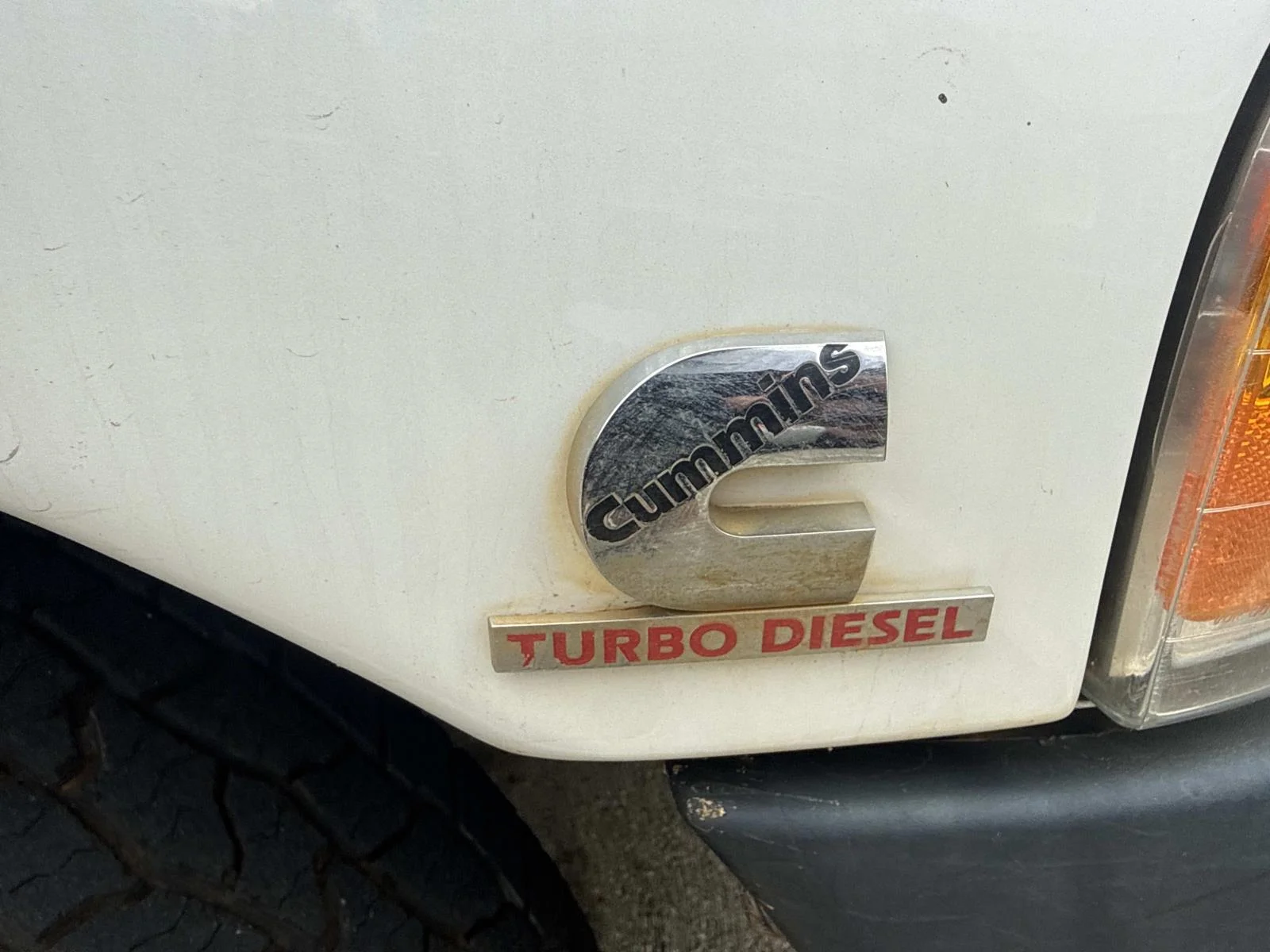 Used 2005 White Dodge ST image 5