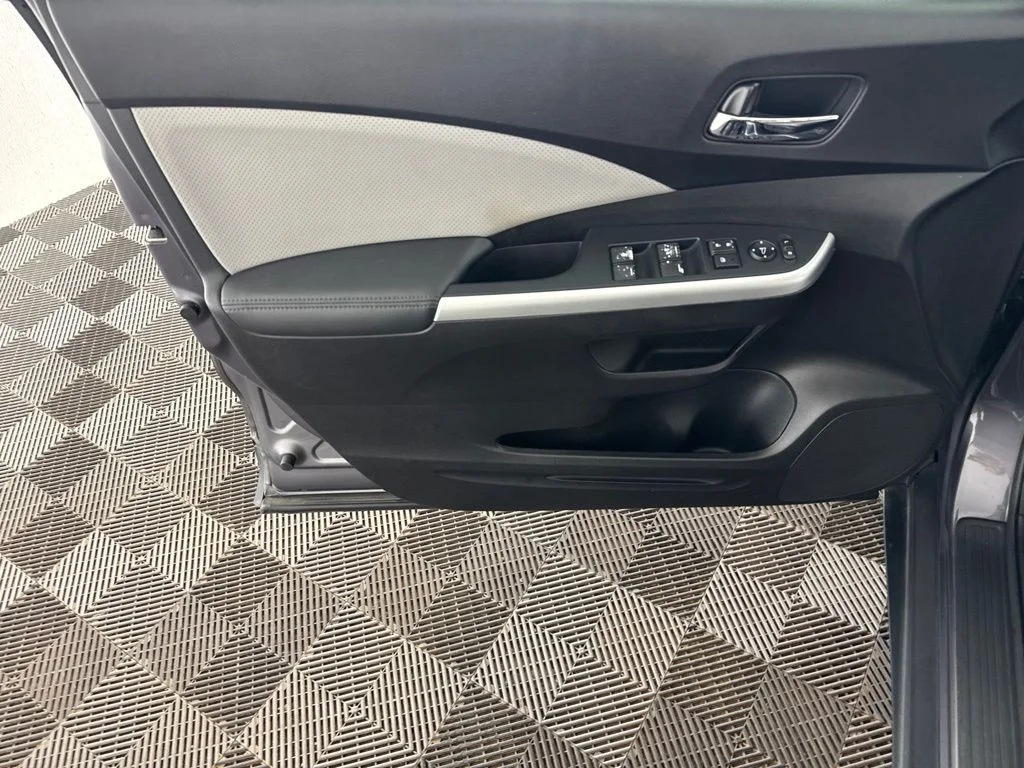 Used 2015  Honda EX-L image 20