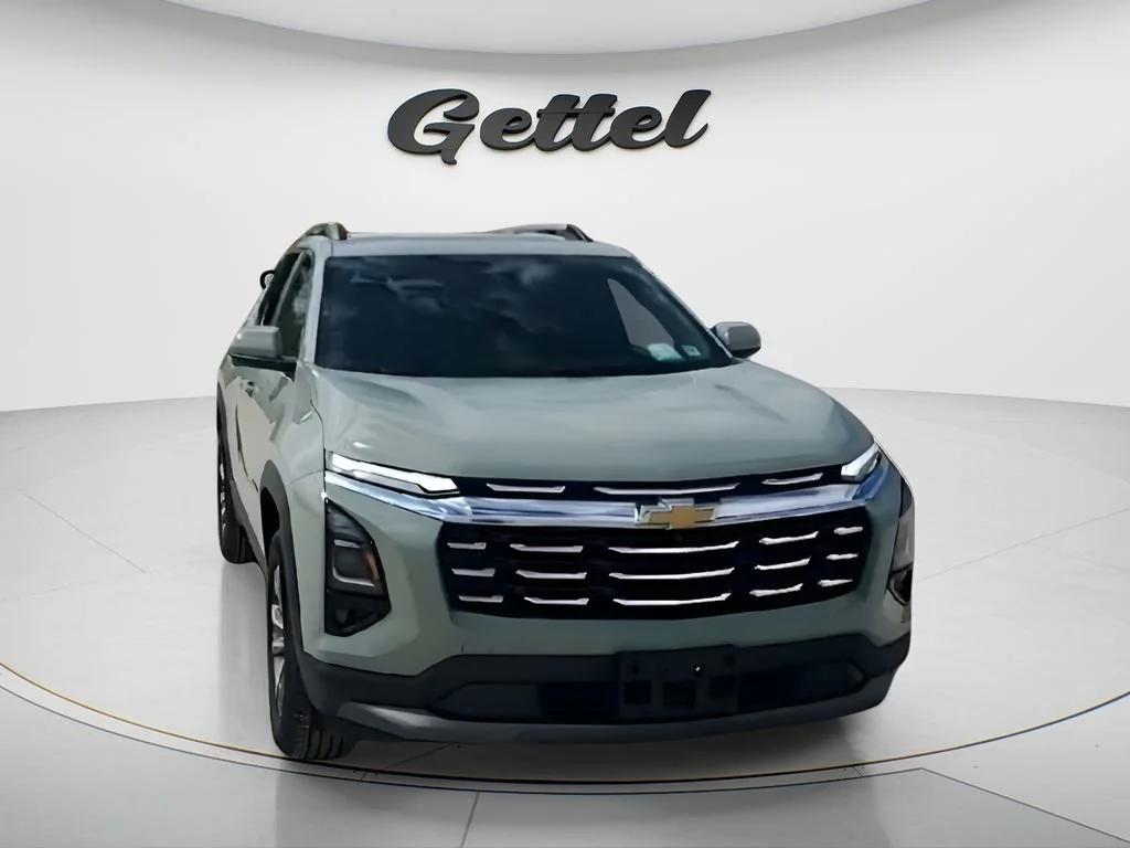 Used 2025 Cacti Green Chevrolet LT image 3