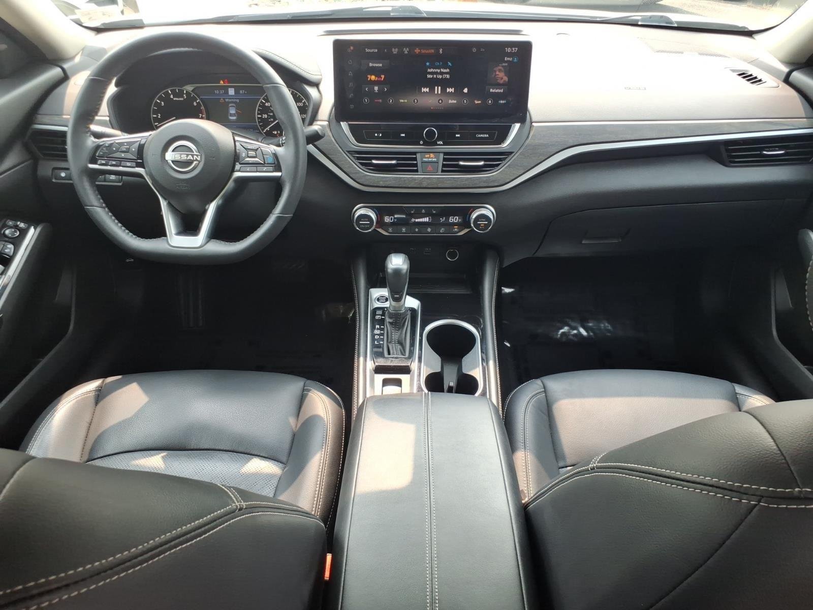 Used 2023 Pearl White Tricoat Nissan 2.5 SL image 28