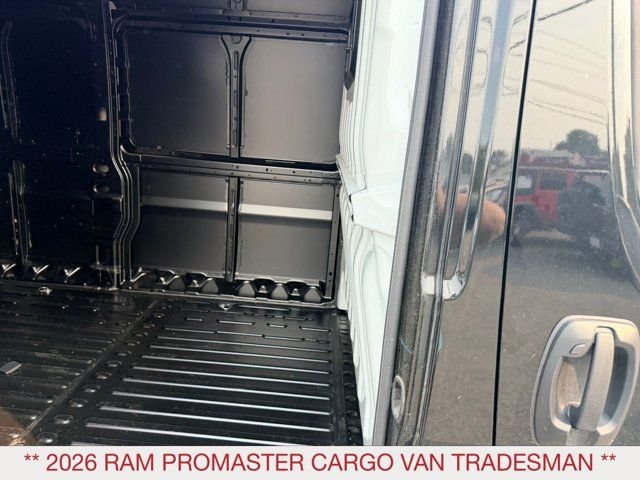 New 2026 Black Clear-Coat Exterior Paint RAM High Roof image 11