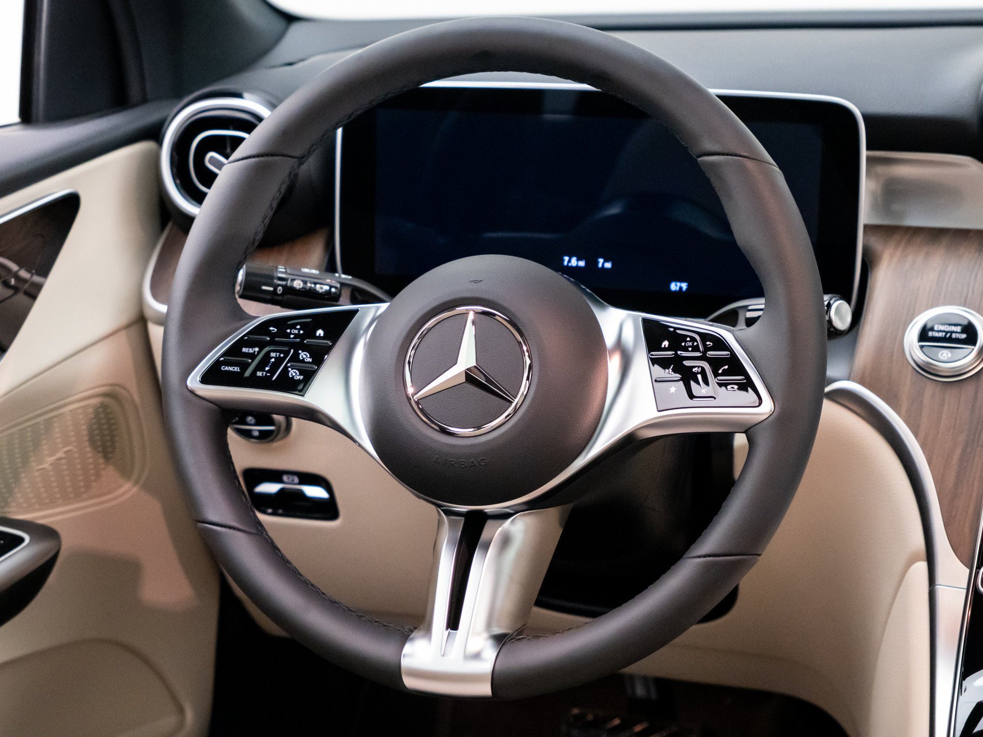 New 2026 White Mercedes-Benz GLC 300 image 49