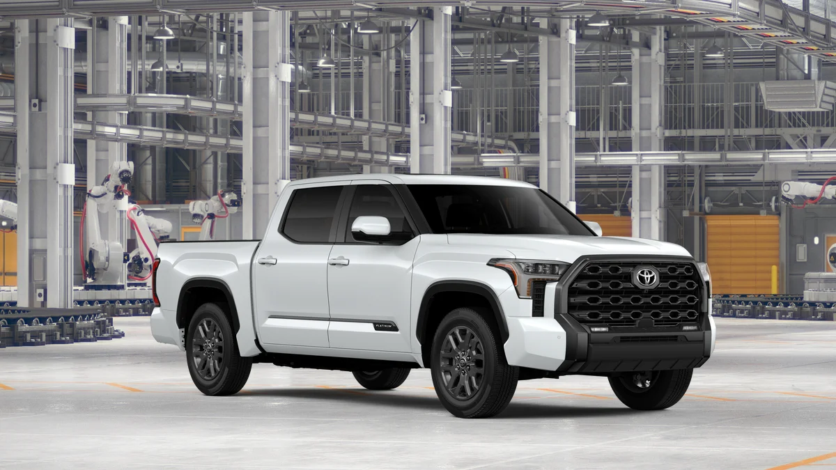 New 2026 Wind Chill Pearl Toyota Platinum image 15