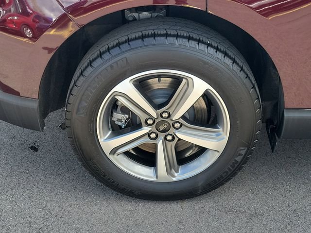 Used 2023 Burgundy Ford SEL image 5