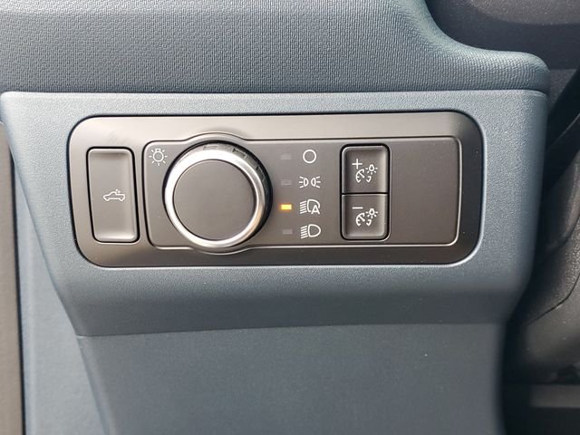 New 2026 Space White Metallic Ford Tremor® image 47