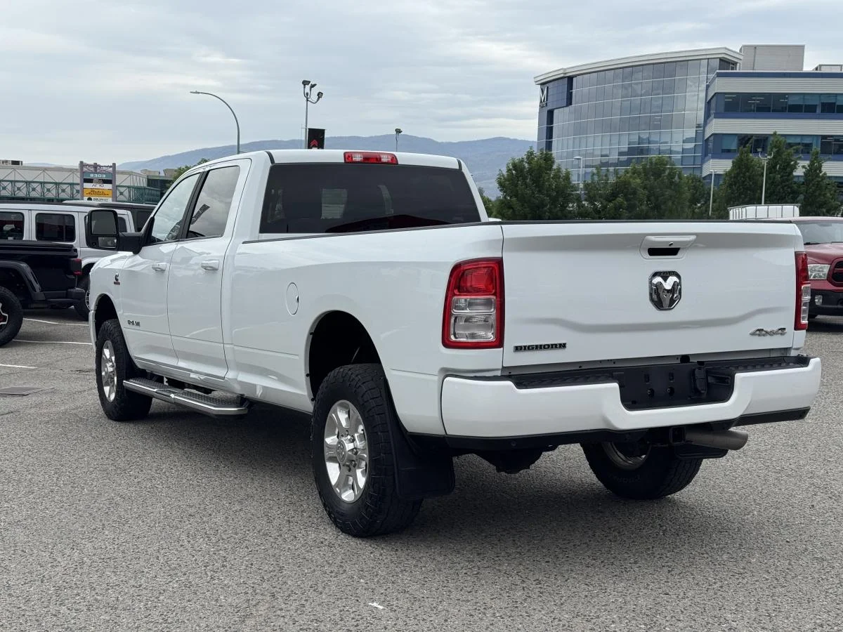 Used 2023 White RAM Big Horn image 9