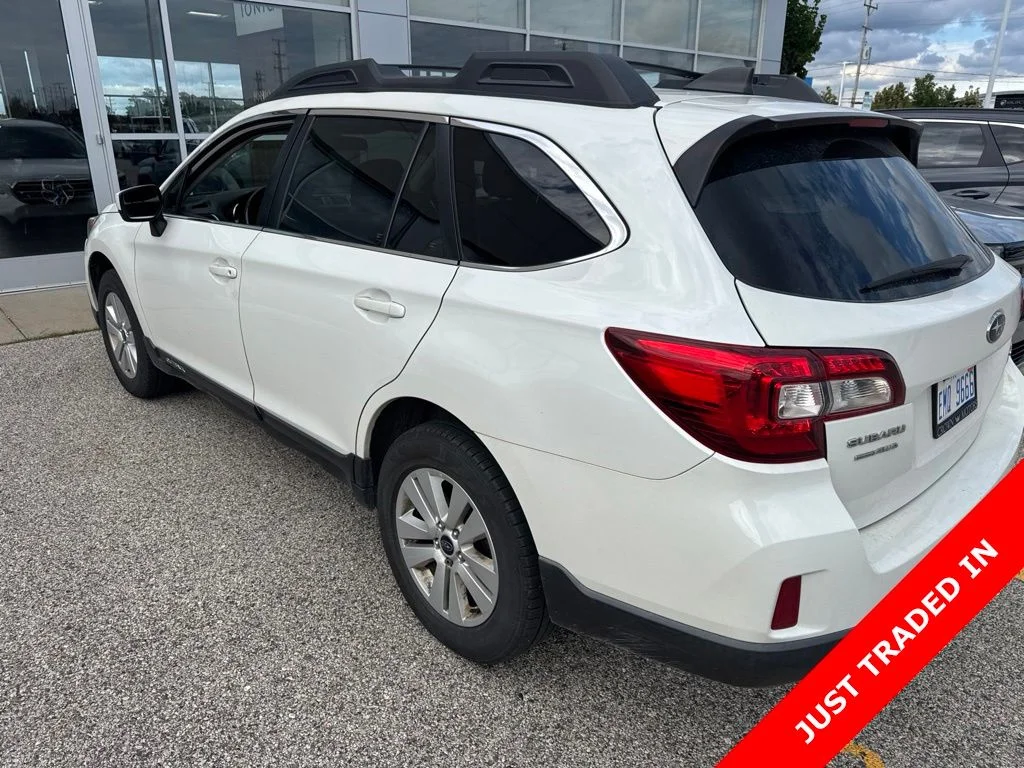 Used 2016 White Subaru 2.5i Premium image 6