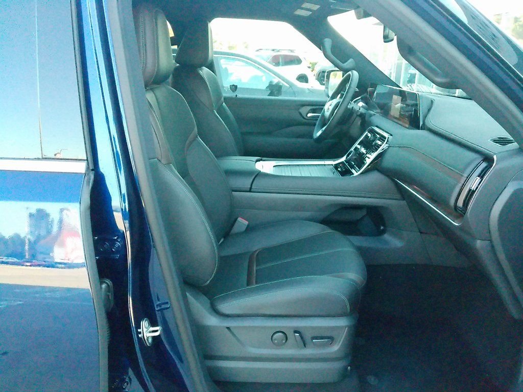 2026 Nissan Armada SL - Photo 15