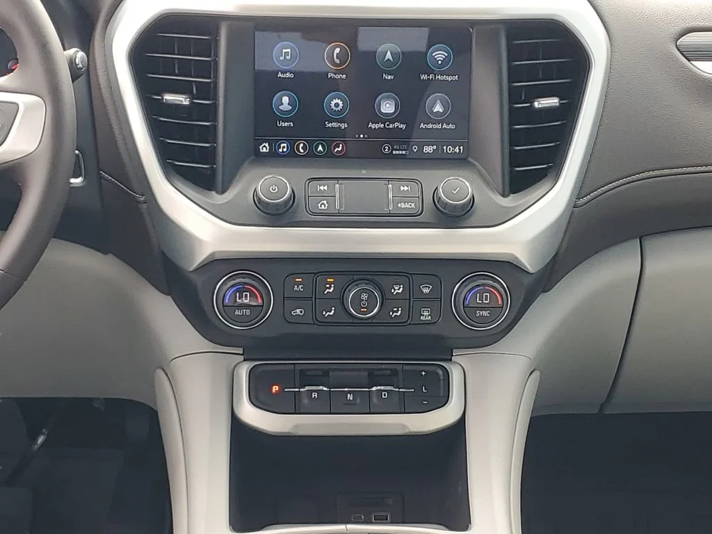 Used 2023 White Frost Tricoat GMC SLT image 15