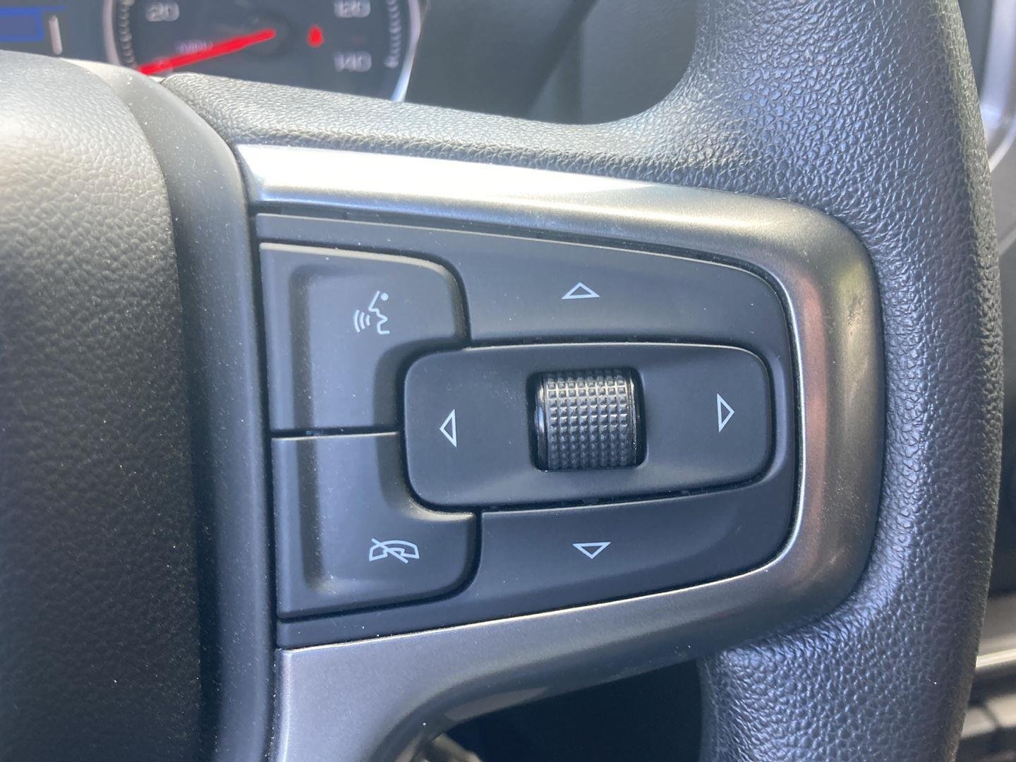 Used 2021 Summit White Chevrolet Custom image 17