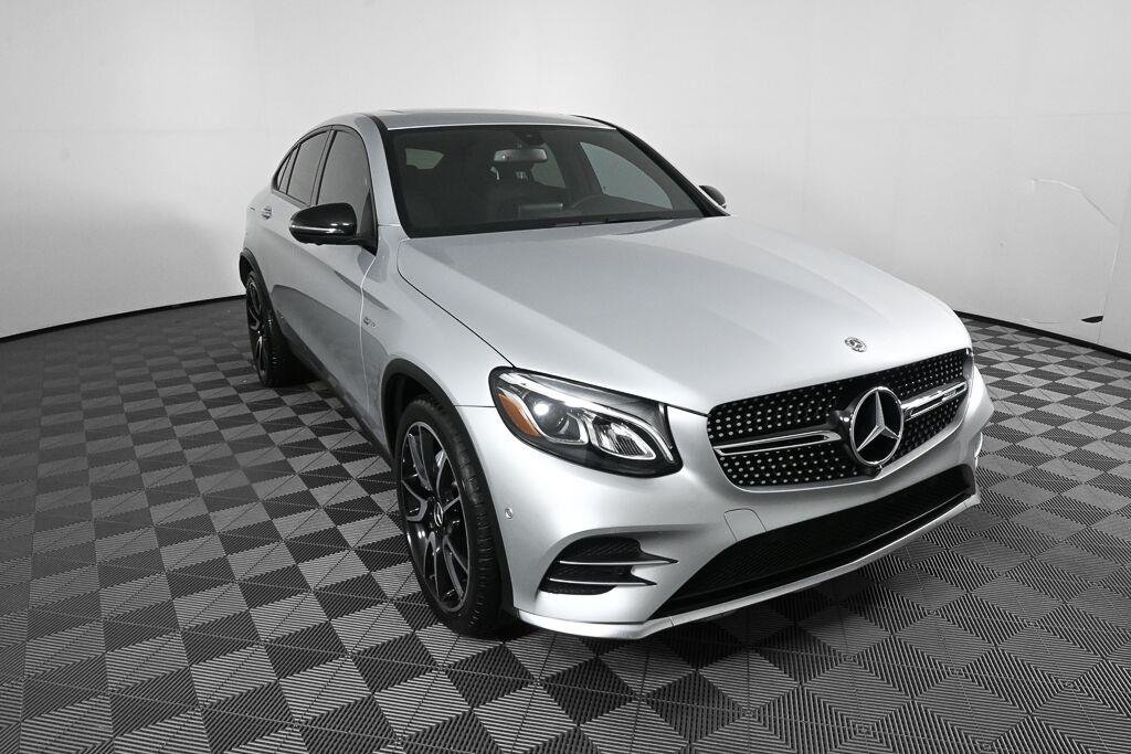 Used 2018 SELENITE GRAY METALLIC MERCEDES-BENZ TRUCK  image 25