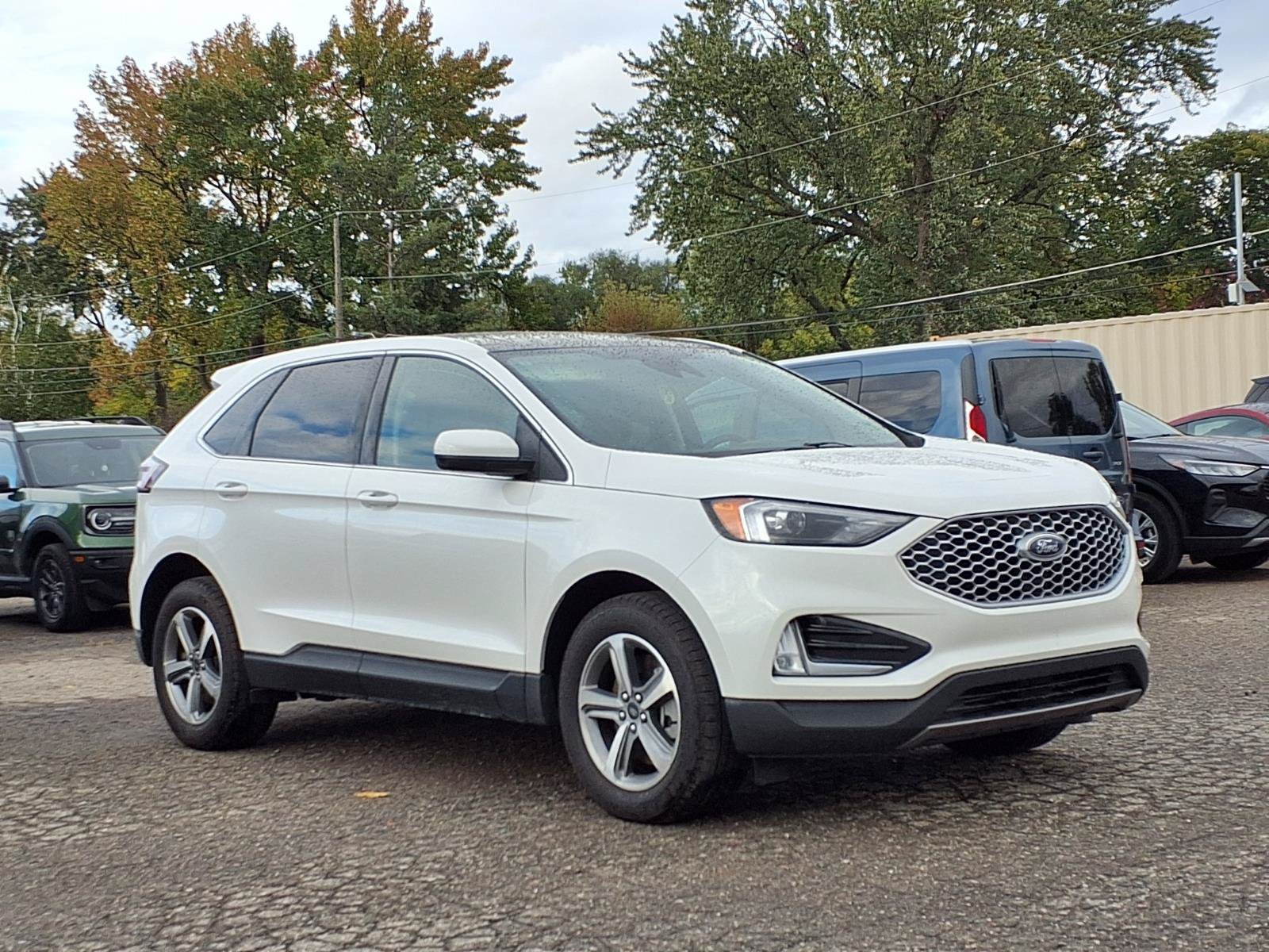 2024 Ford Edge