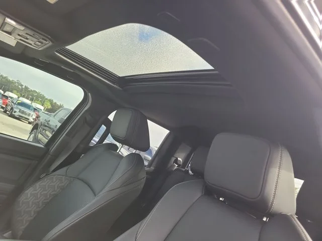 Used 2024  Toyota Limited image 21