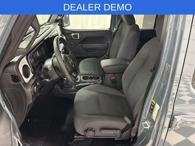 New 2026 Anvil Clear-Coat Exterior Paint Jeep Sport image 7