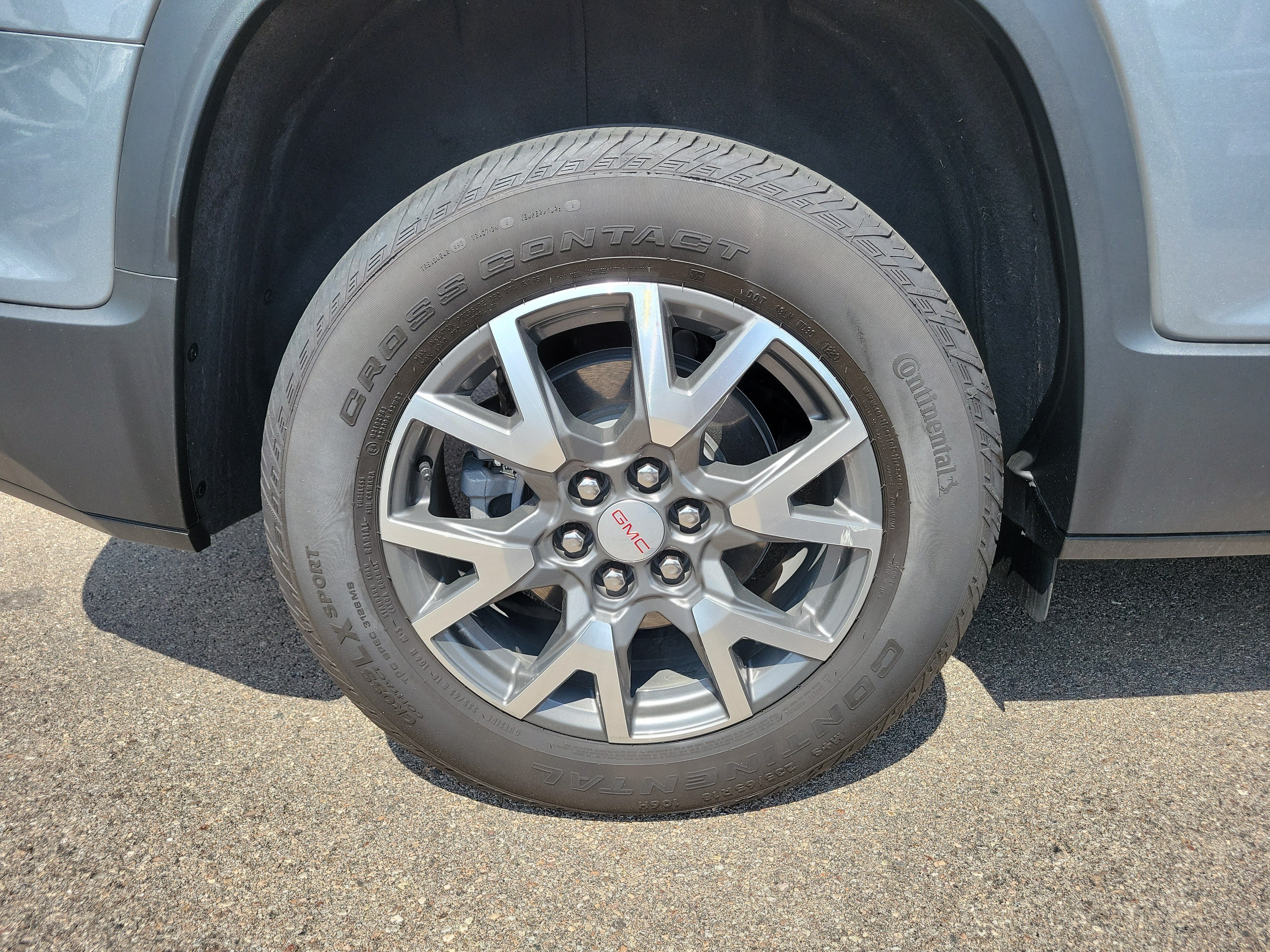 Used 2023 Sterling Metallic GMC SLE image 6