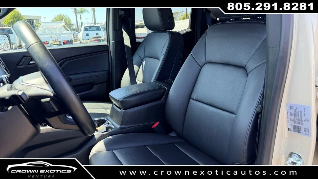 Used 2024 Beige GMC Elevation image 20