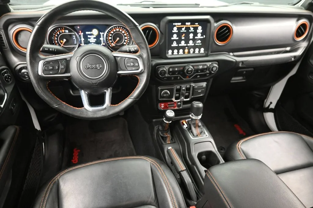 Used 2023 White Jeep Mojave image 14