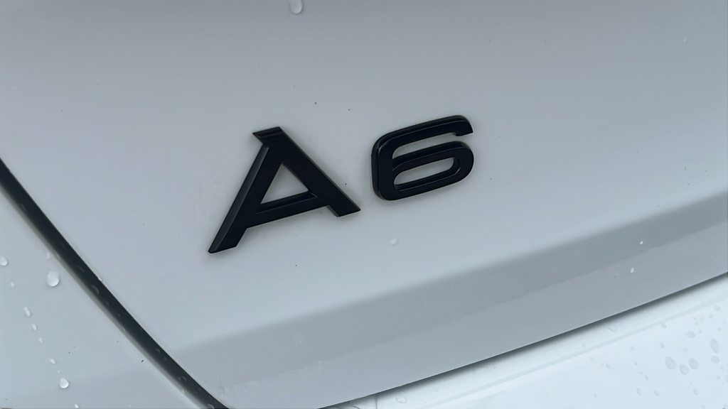 Used 2023  Audi 45 Premium Plus image 14