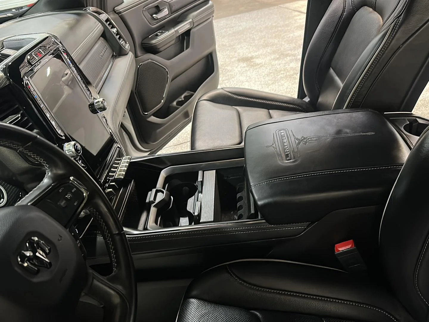 Used 2023 Bright White Clearcoat Ram Limited image 28