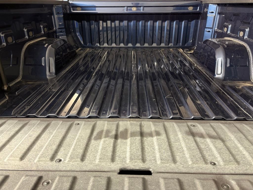 Used 2021 Blue GMC SLT image 39