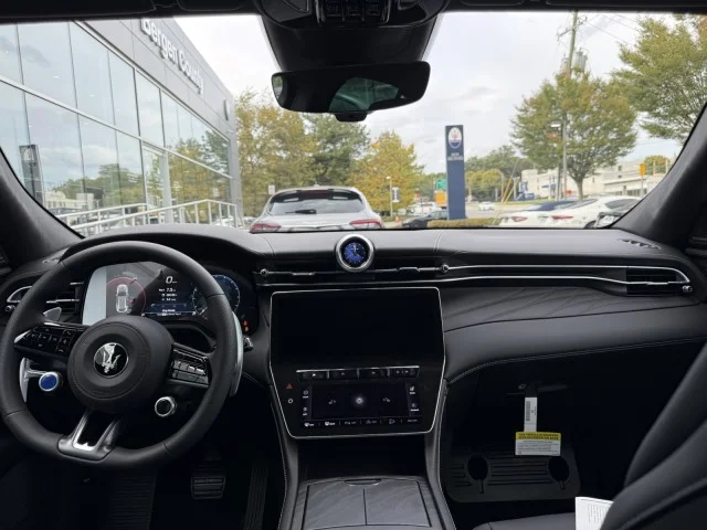New 2025  Maserati  image 25