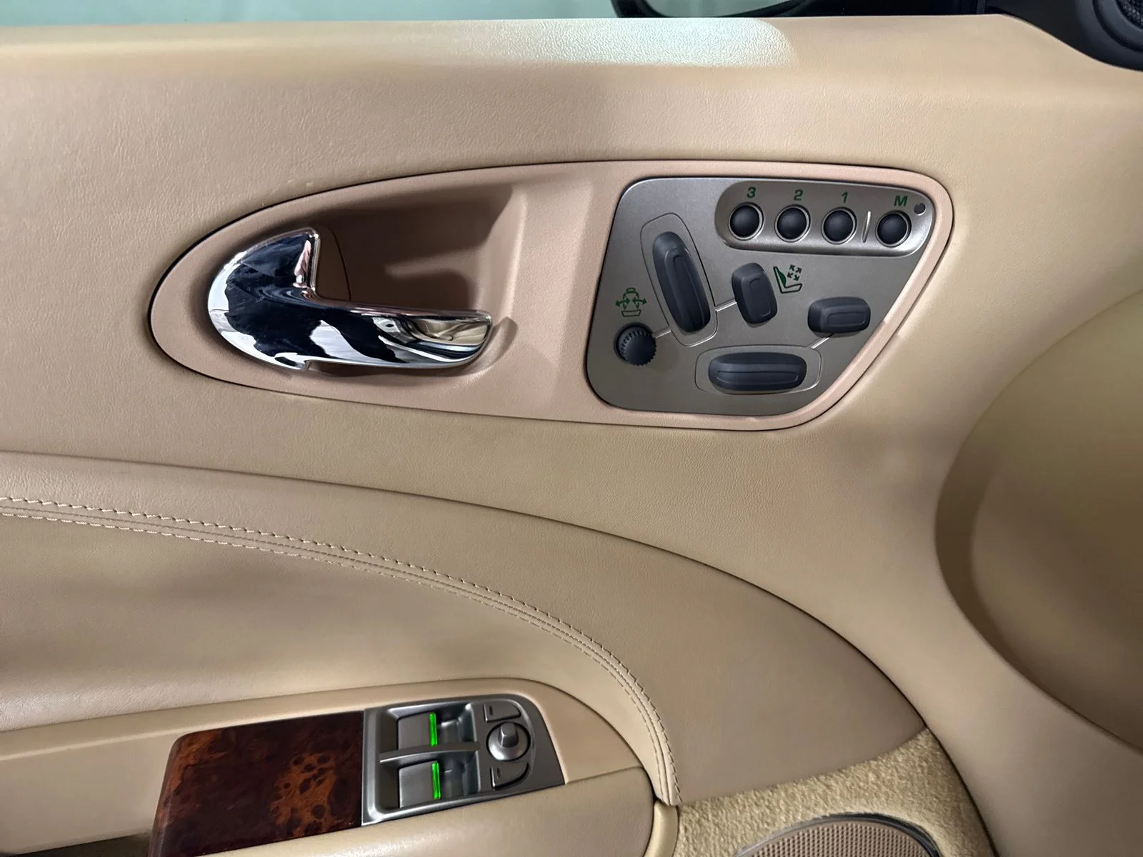 Used 2008 Winter Gold Jaguar XKR Base image 16