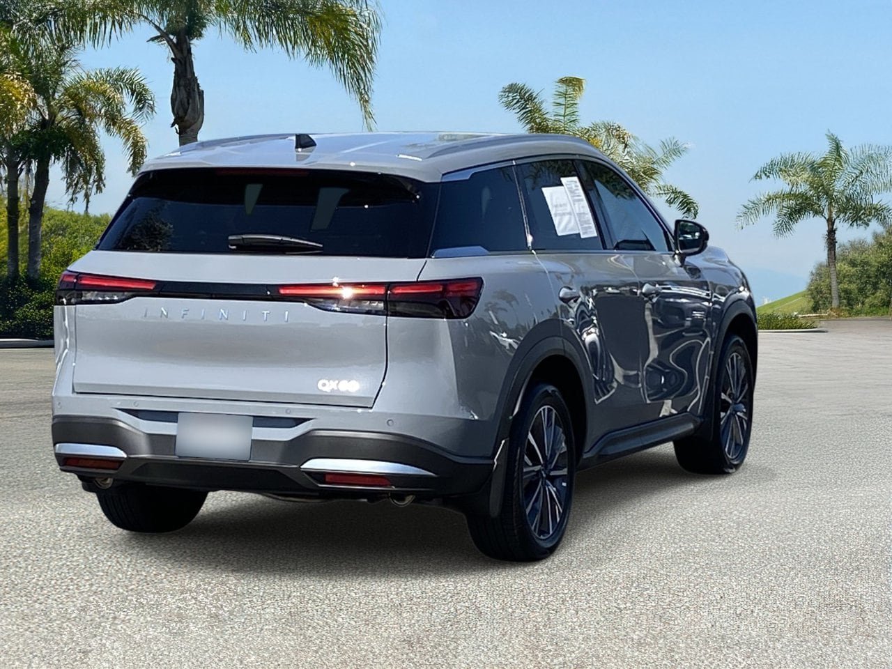 Certified Used 2027 Harbor Gray INFINITI LUXE image 5
