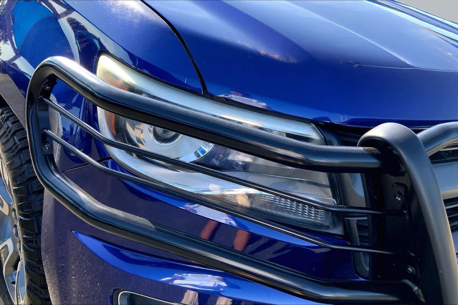 Used 2016 Laser Blue Chevrolet 4WD Z71 image 28