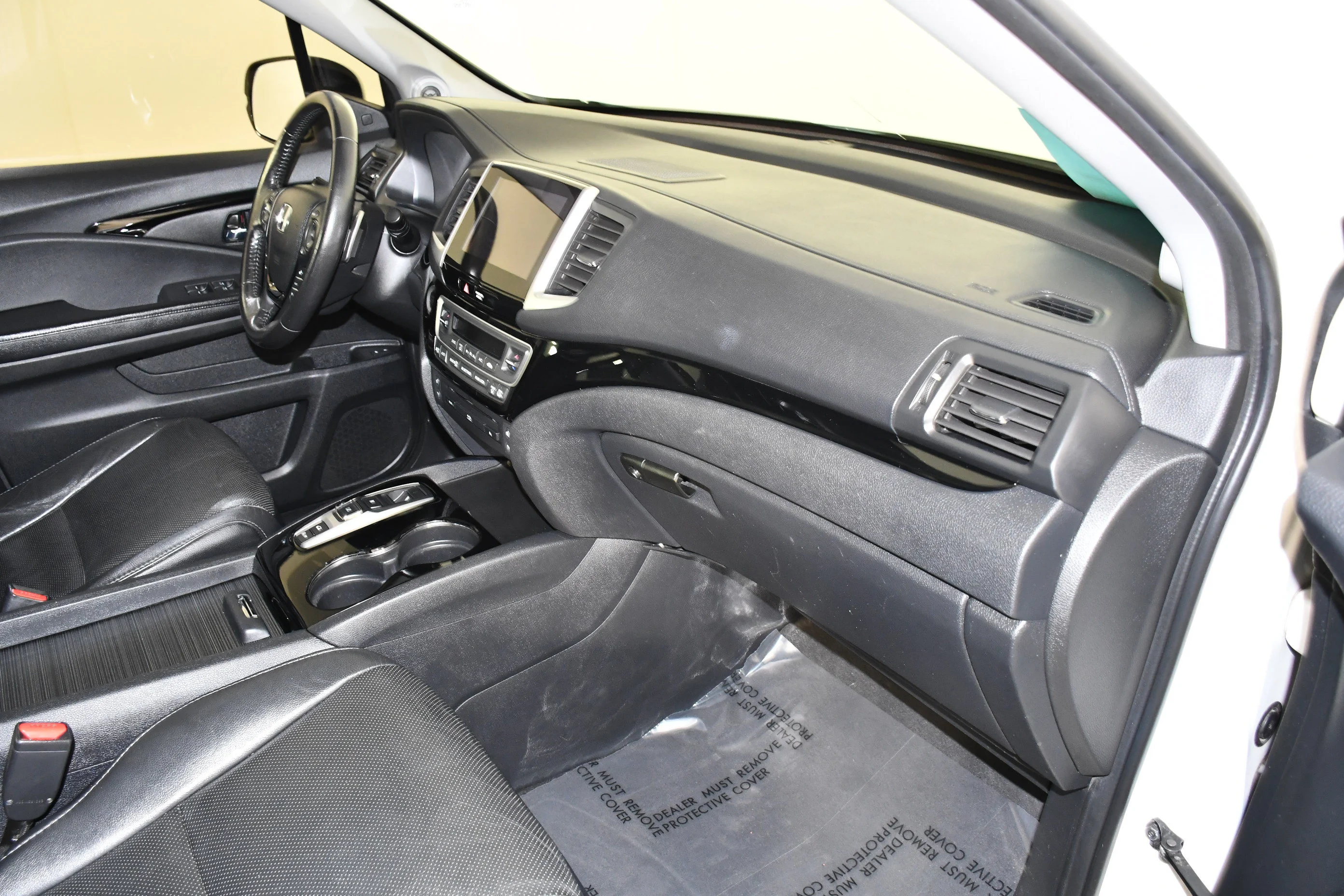 Used 2017 White Honda Elite image 43