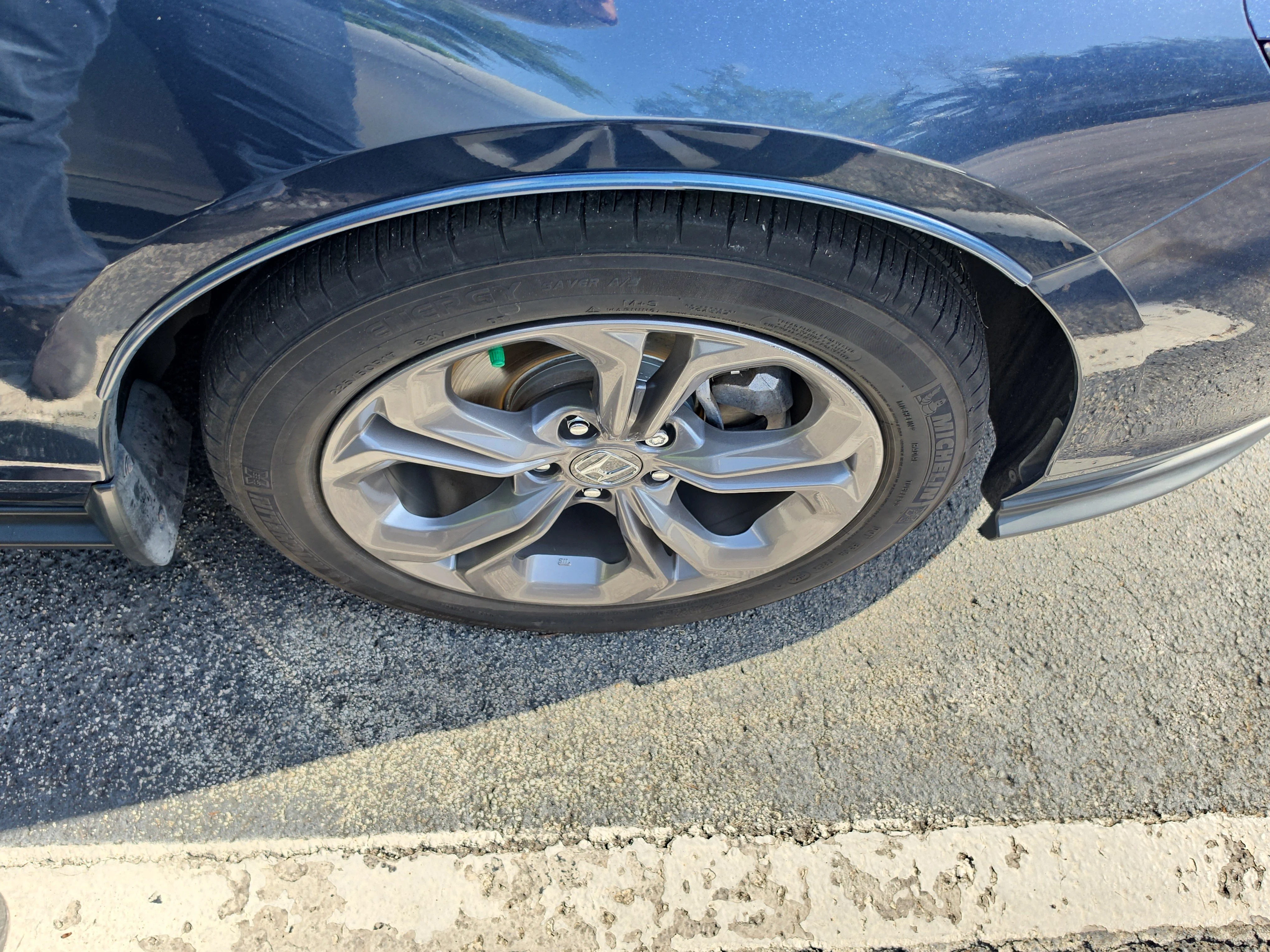 2024 Honda Accord EX - Photo 6