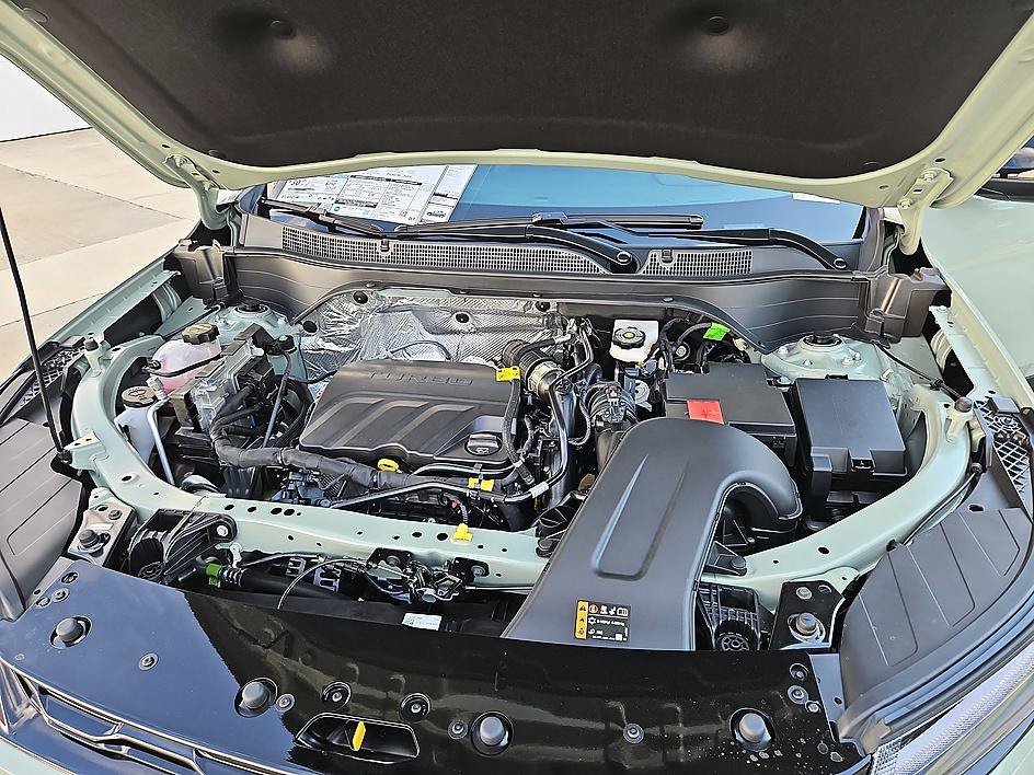 New 2026 Cacti Green Chevrolet ACTIV image 22