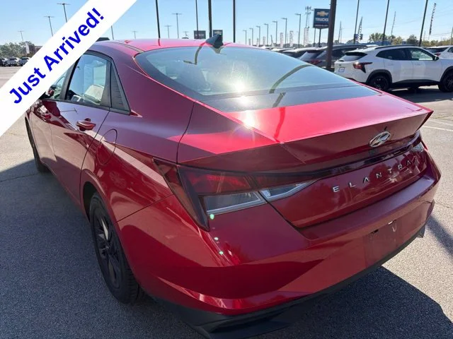 Used 2021 Red Hyundai SEL image 5