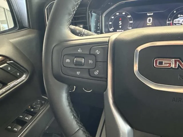 Used 2024 Onyx Black GMC Elevation image 38