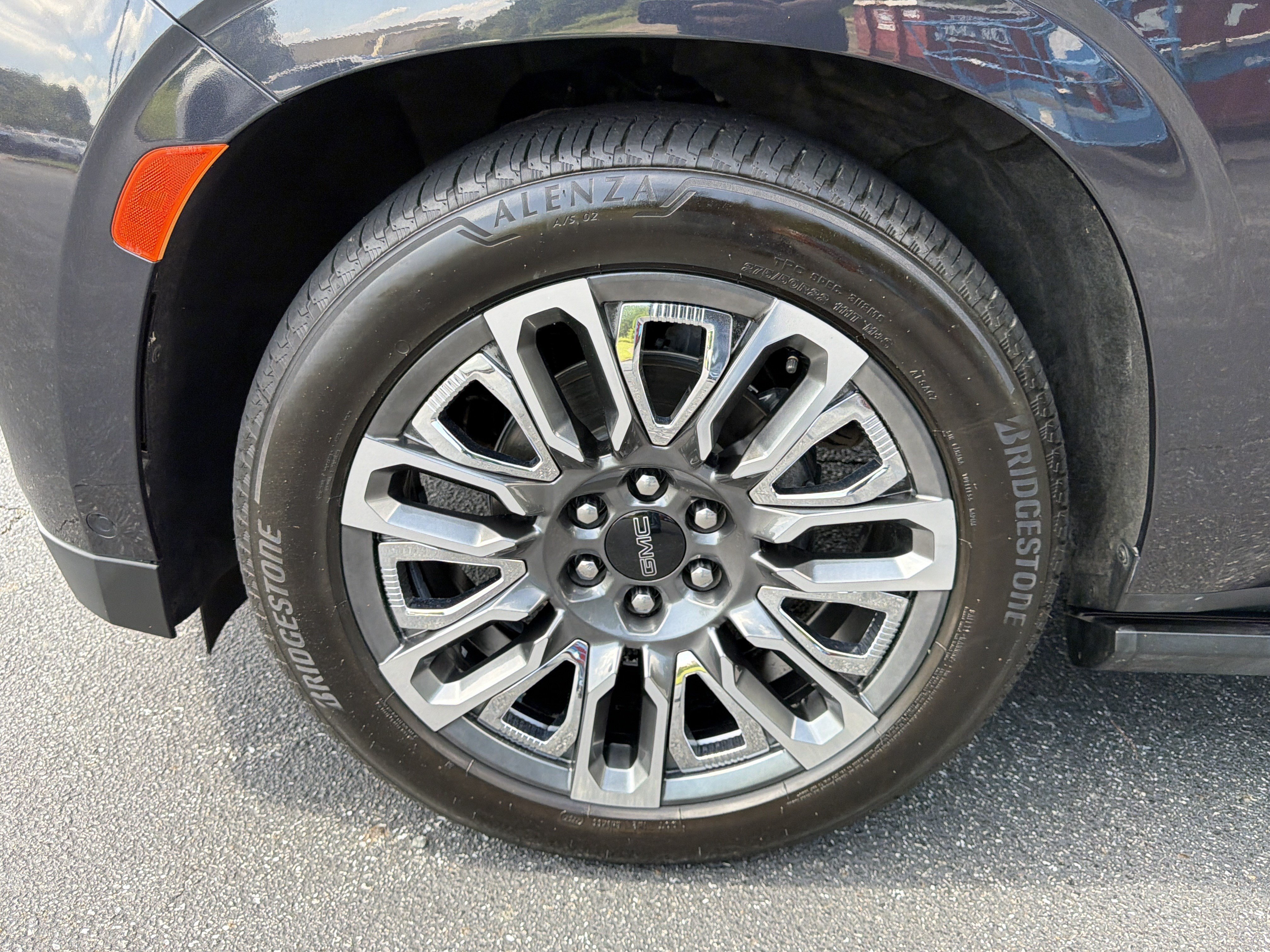 2023 GMC Yukon Denali Ultimate - Photo 11