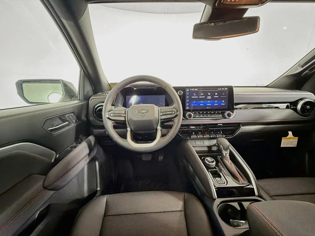 New 2026 Summit White Chevrolet Z71 image 18
