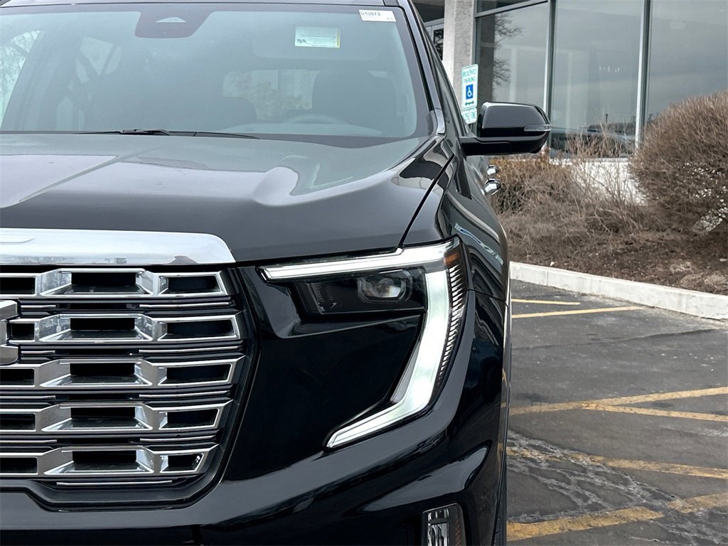 2026 GMC ACADIA - Image 9