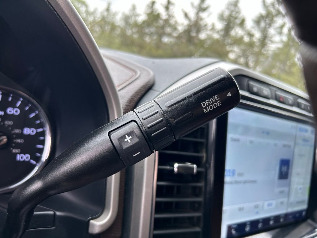 Used 2022 Oxford White Ford King Ranch image 22