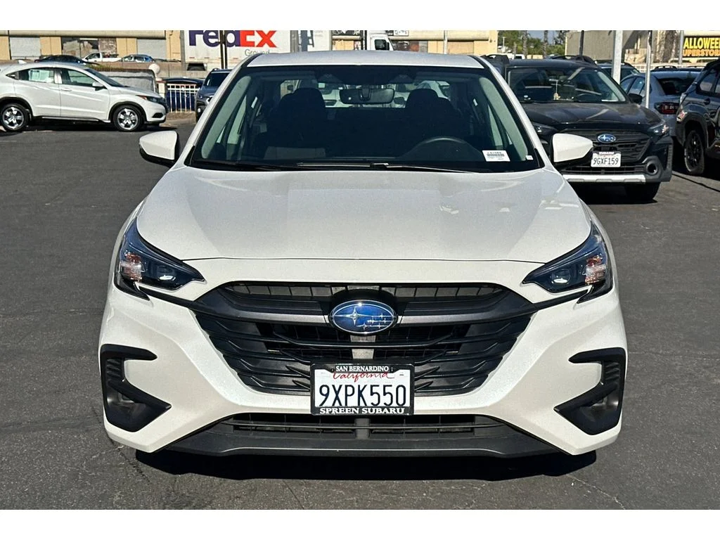 Used 2025 Crystal White Pearl Subaru Premium image 9