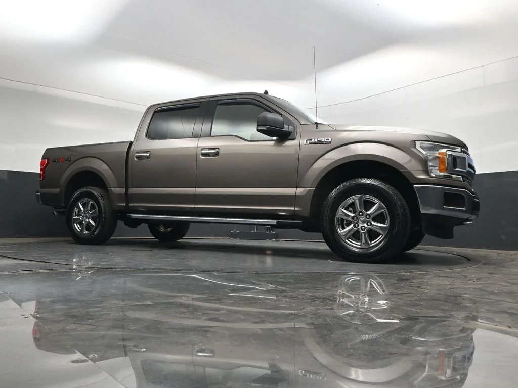 Used 2020 Stone Gray Metallic Ford XLT image 29