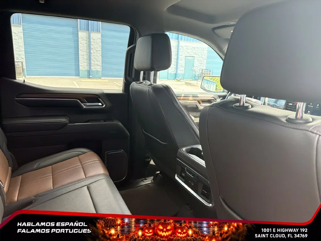 Used 2023 BLACK Chevrolet High Country image 31
