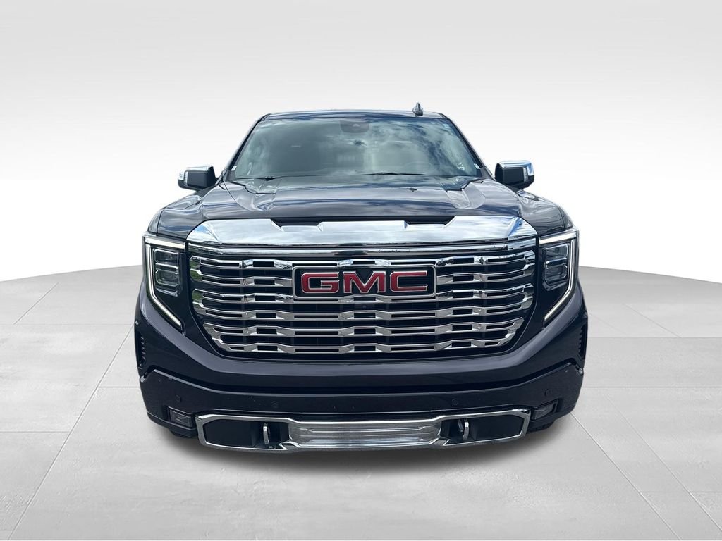 Used 2022 Silver GMC Denali image 8