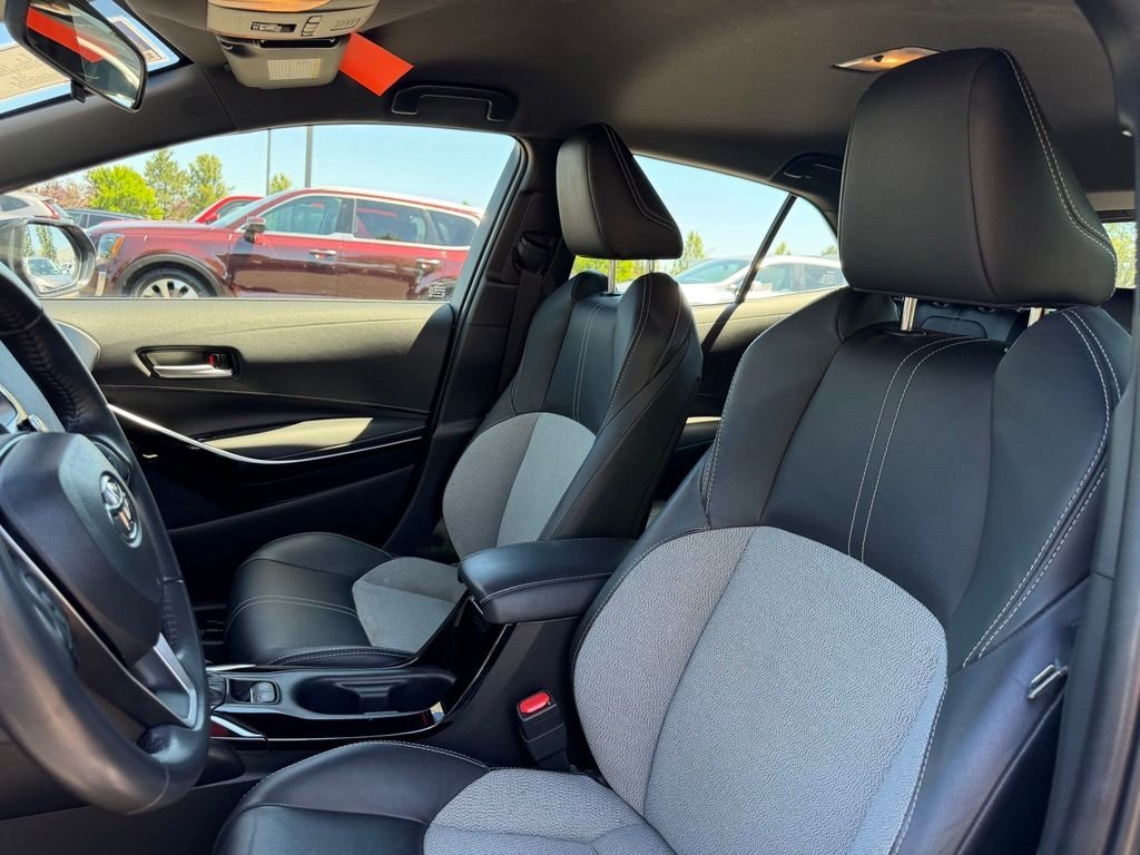 Used 2022 Galactic Aqua Mica Toyota XSE image 14
