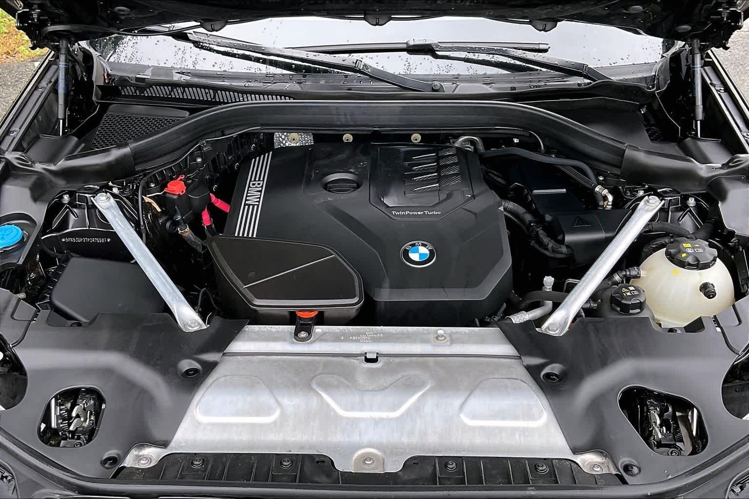 Used 2023 Dark Graphite Metallic BMW xDrive30i image 29