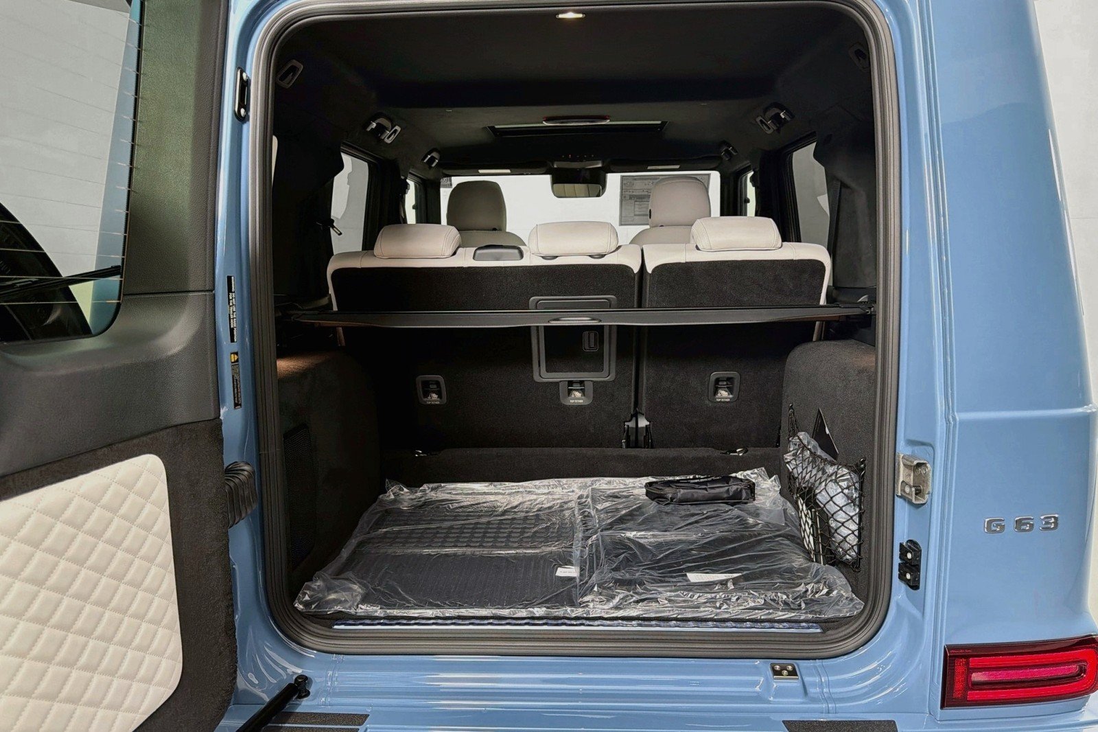 New 2027 MANUFAKTUR Signature China Blue Mercedes-Benz AMG® G 63 SUV image 22