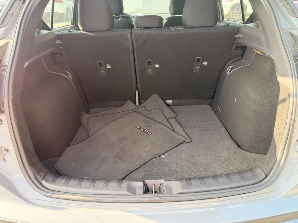 Certified Used 2024 Boulder Gray Pearl Nissan SV image 9