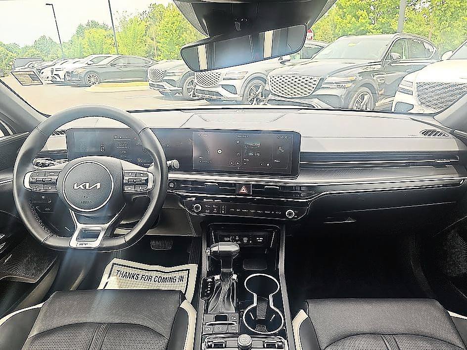 Used 2026 Snow White Pearl Kia GT-Line image 31