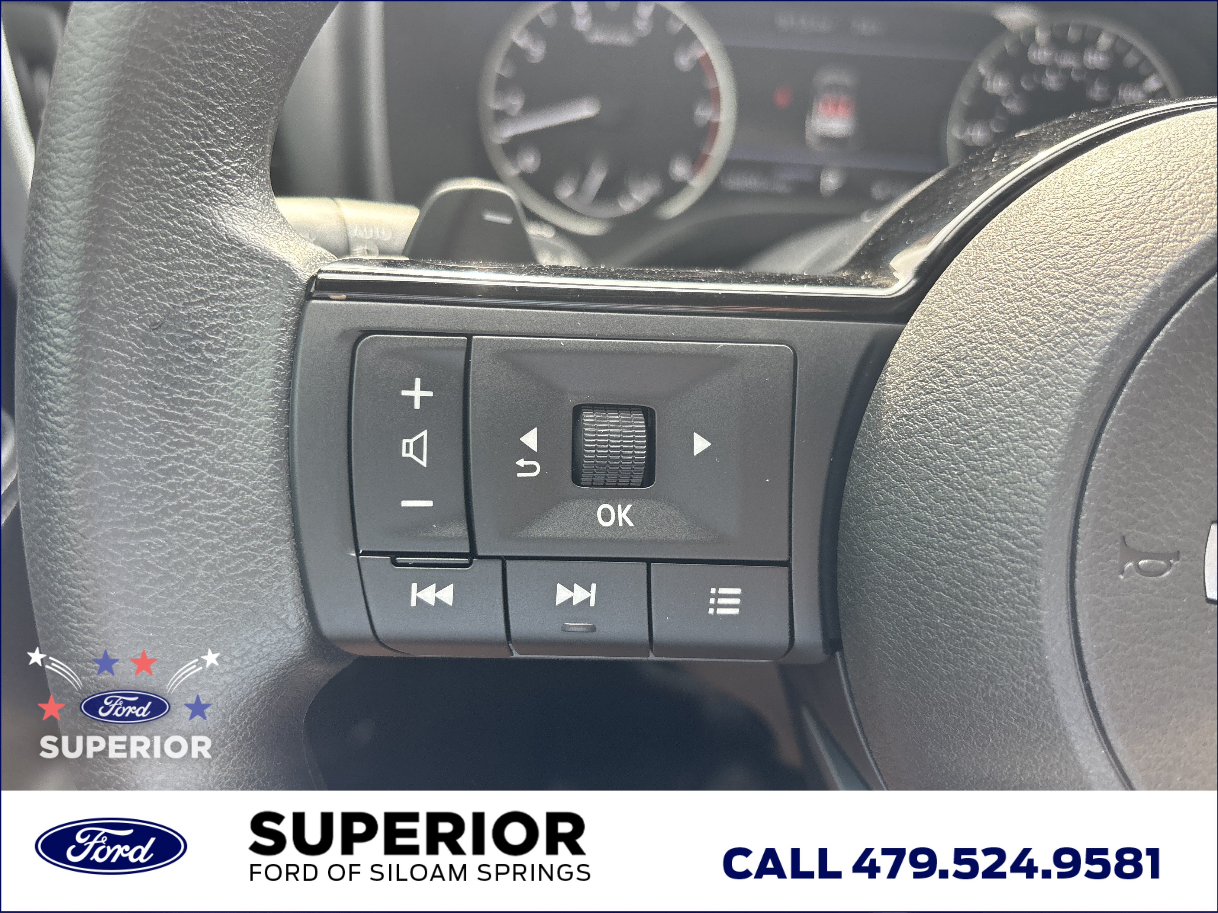 Used 2023 Brilliant Silver Metallic Nissan SV image 23